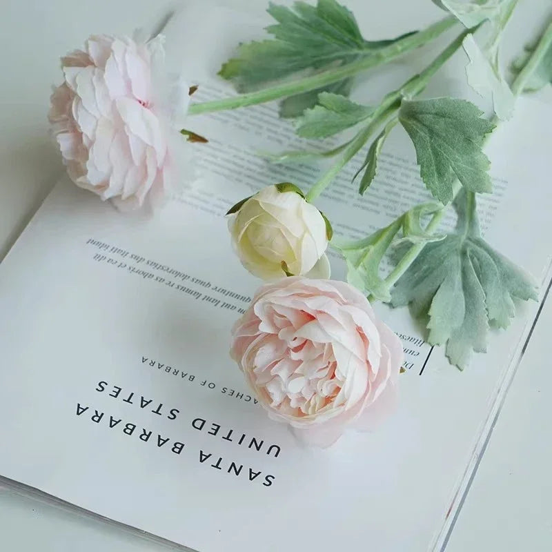 Elegant Silk Peony Bouquet Decor