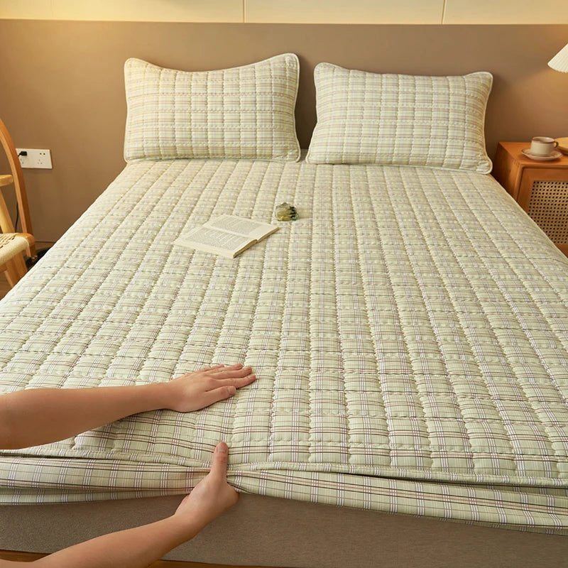 Premium Plaid Quilted Mattress Protector