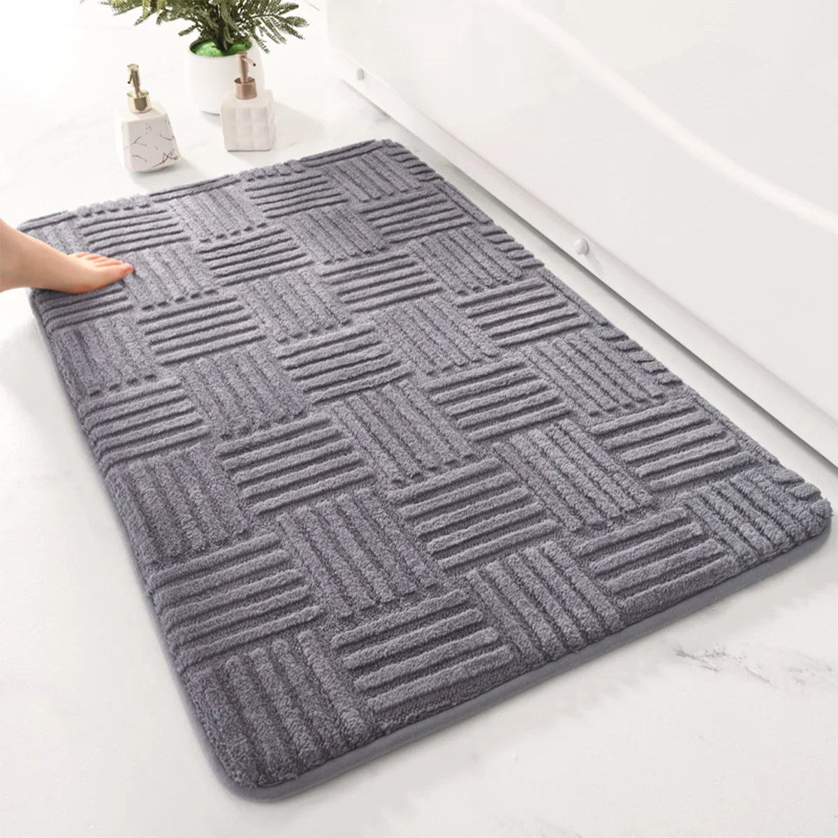 Machine-Made Polyester Mat