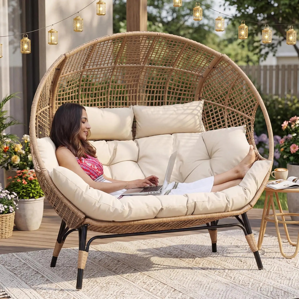 Double Egg Wicker Loveseat