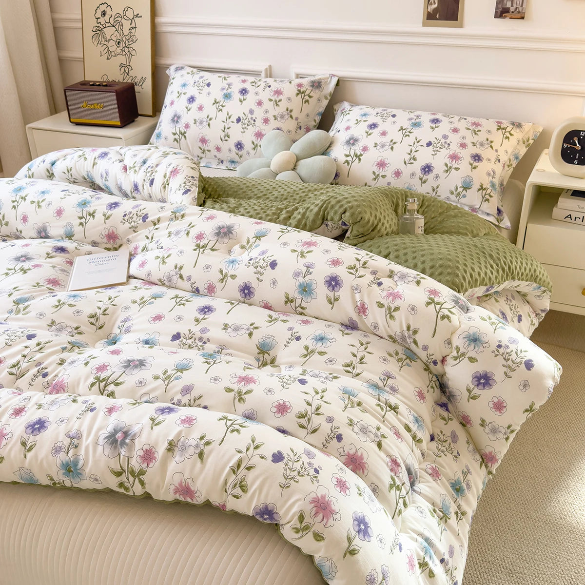 Floral Winter Quilt Comforter