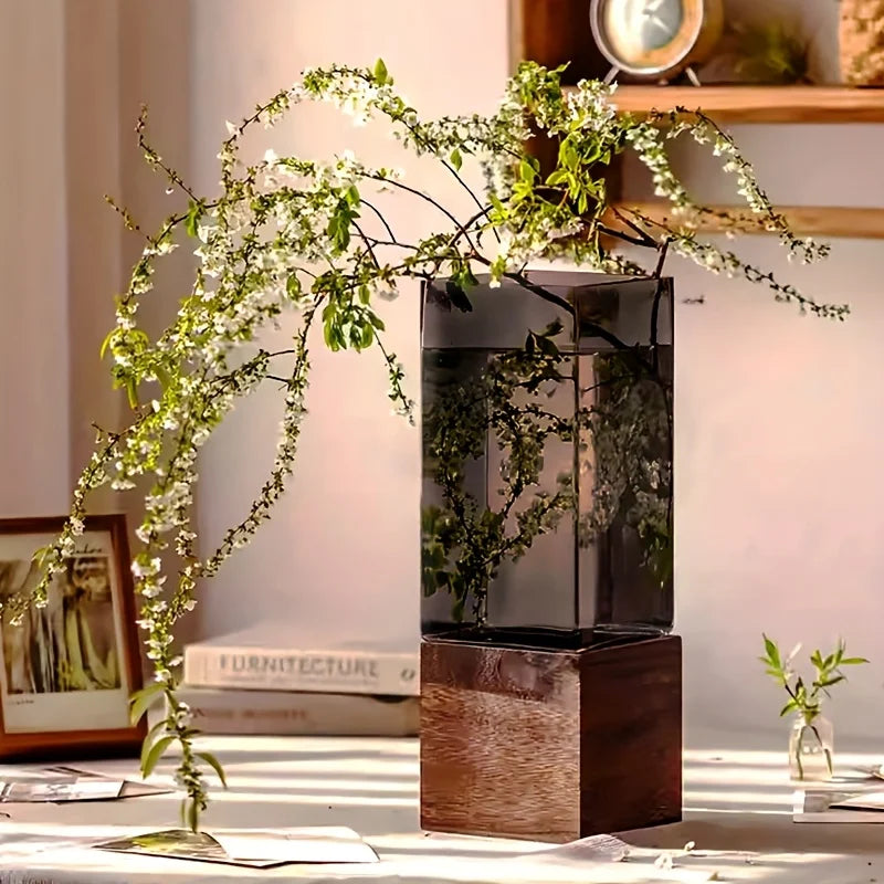 Nordic Acrylic Vase with Base