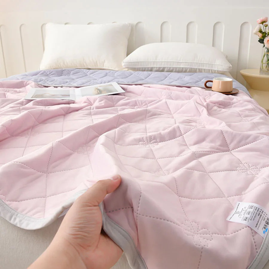 Ultra-Soft Lightweight Cooling Blanket