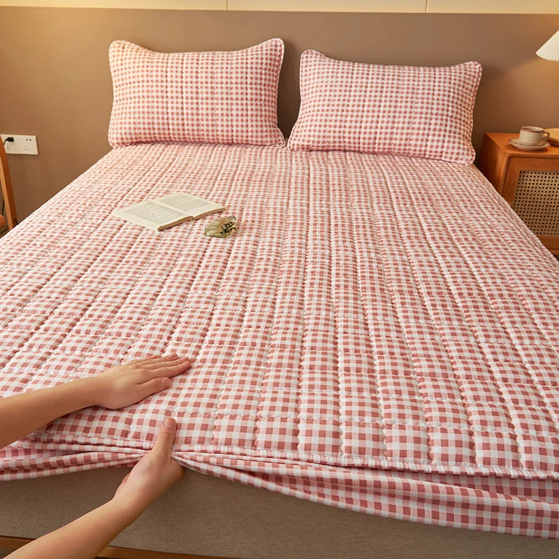 Premium Plaid Quilted Mattress Protector