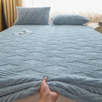 Cozy Fleece Thermal Fitted Bedsheet