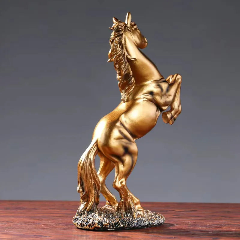 European-Style Resin Victory Horse Statue