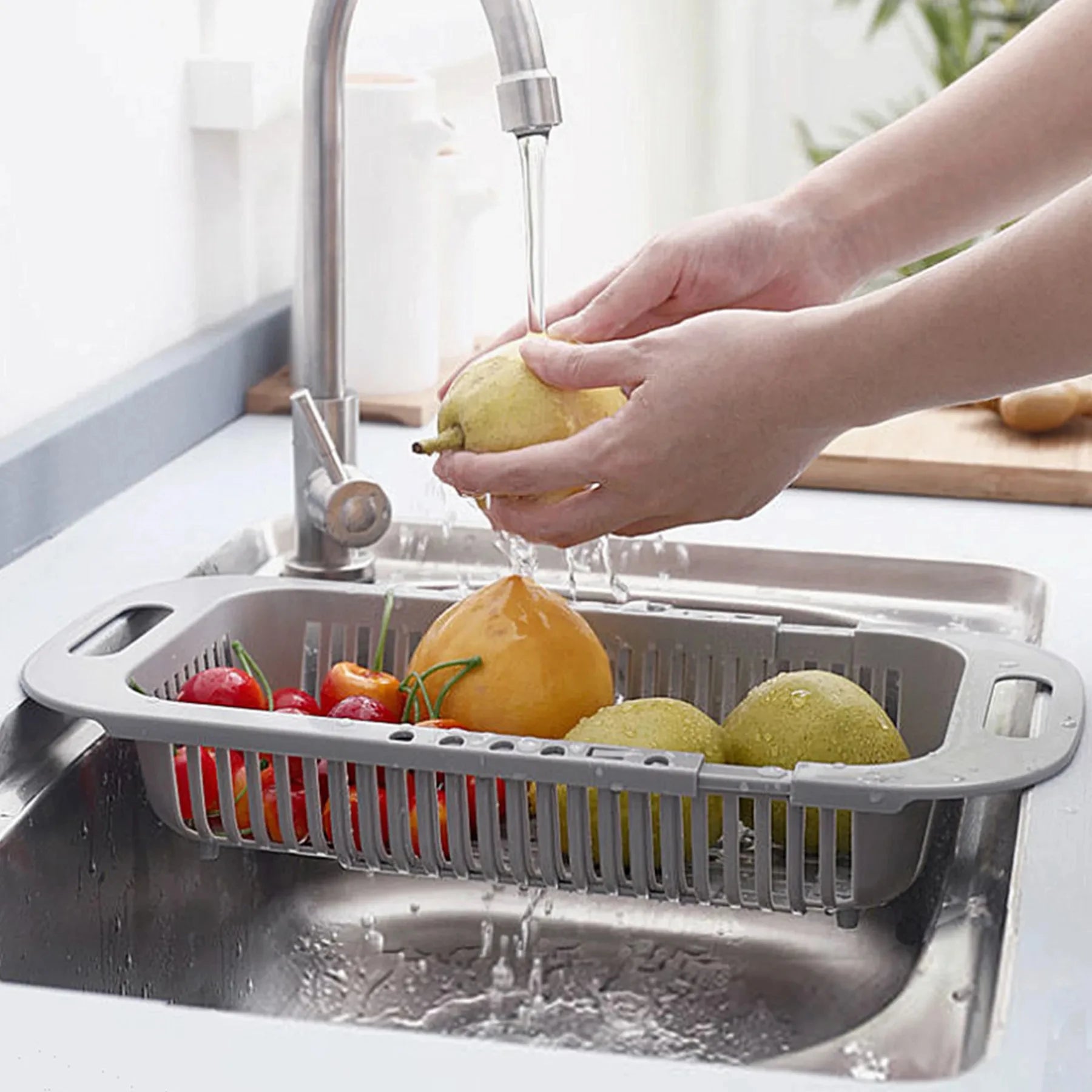 Extendable Over-Sink Fruit Drainer