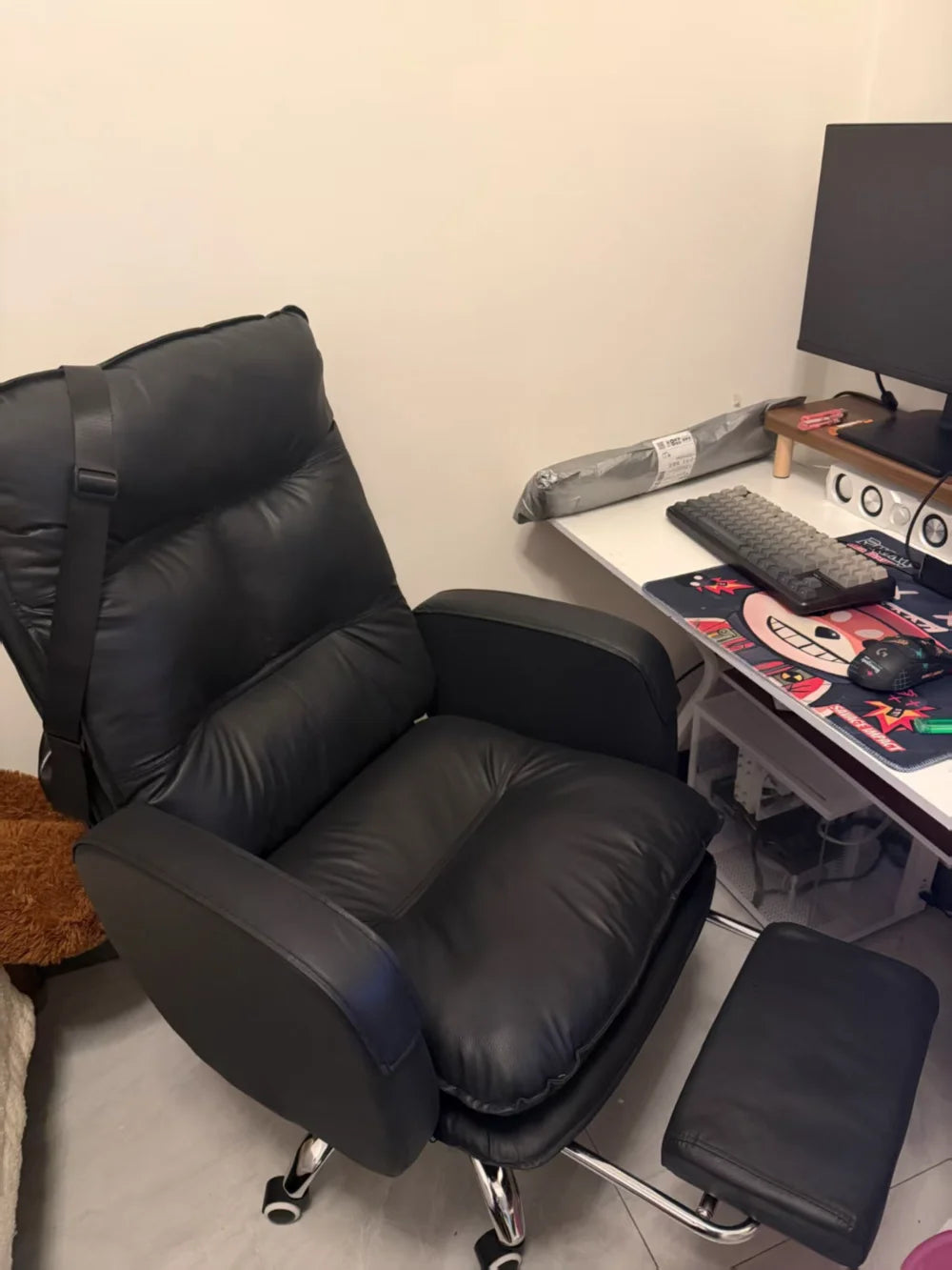 Ergonomic Executive Leather Office Chair