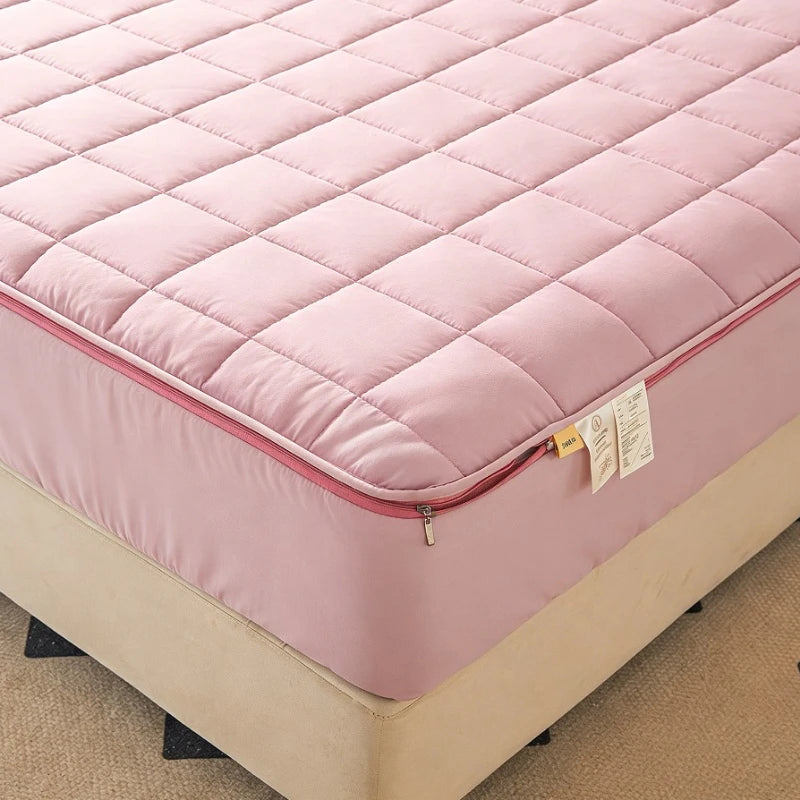 6-Sided Waterproof Zippered Queen Mattress Protector