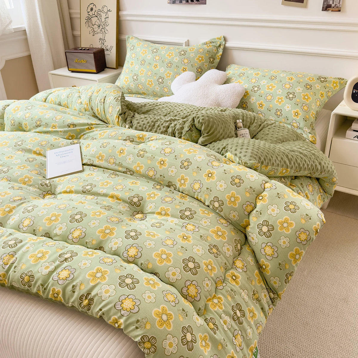 Floral Winter Quilt Comforter