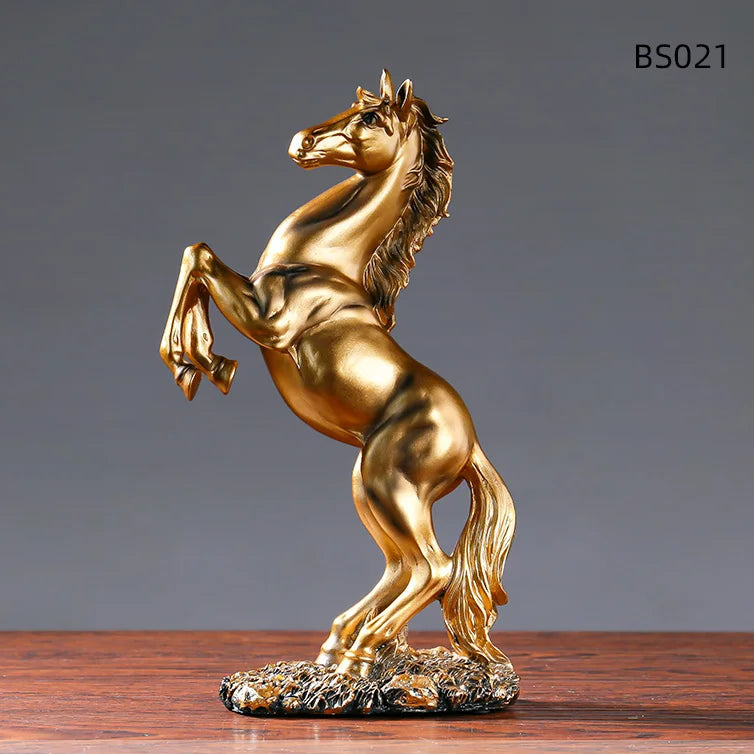 European-Style Resin Victory Horse Statue