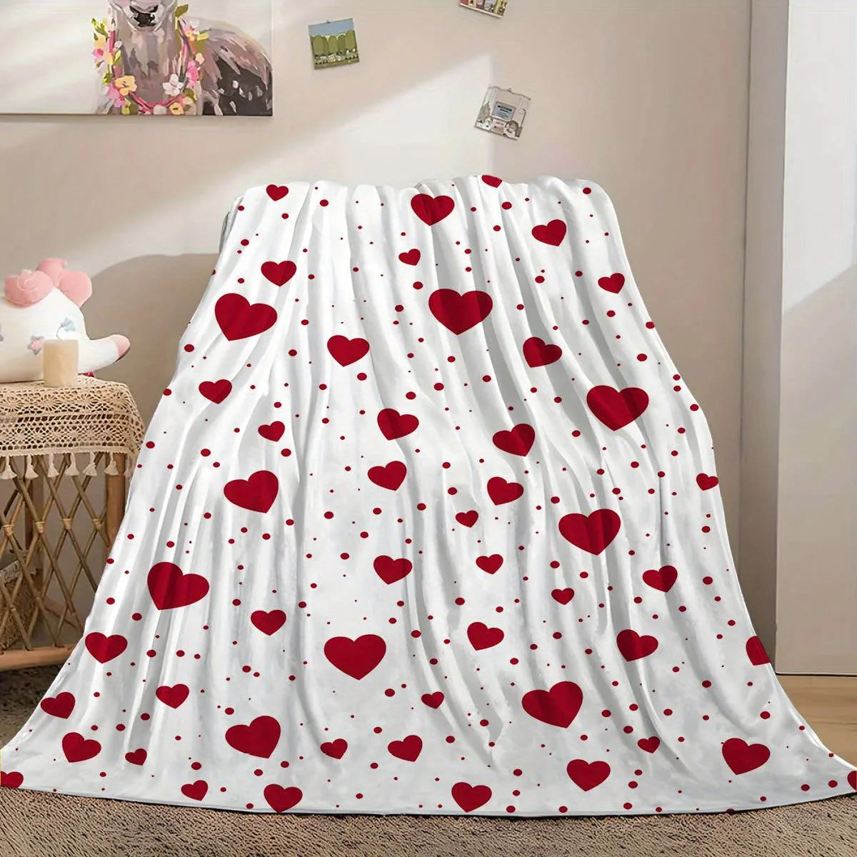 Cozy Heart-Print Plush Blanket