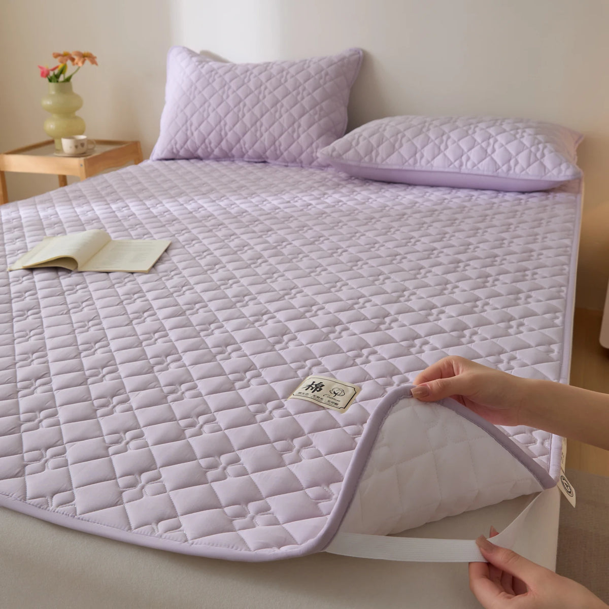 Hotel-Style Quilted Waterproof Mattress Protector