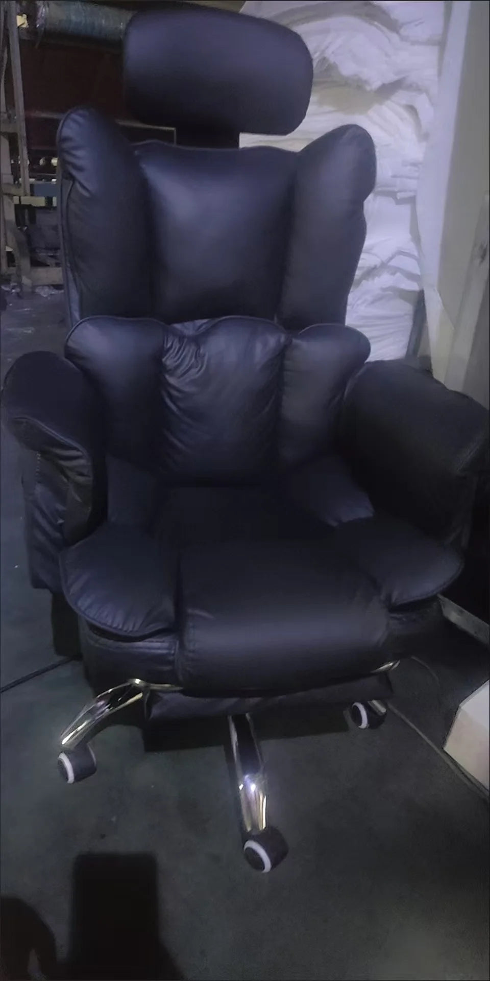 Zero-Gravity Latex Gaming Chair