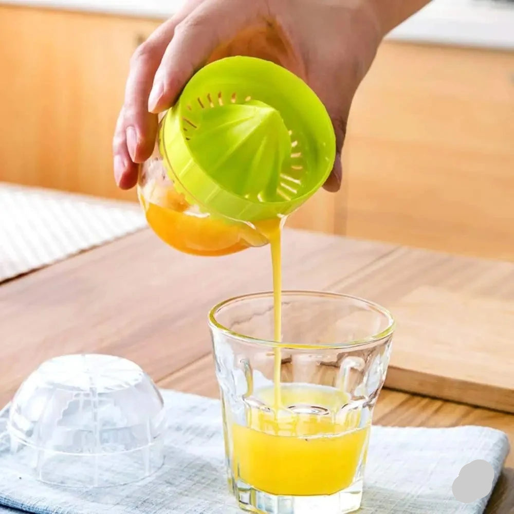 Manual Citrus Juicer with Lid