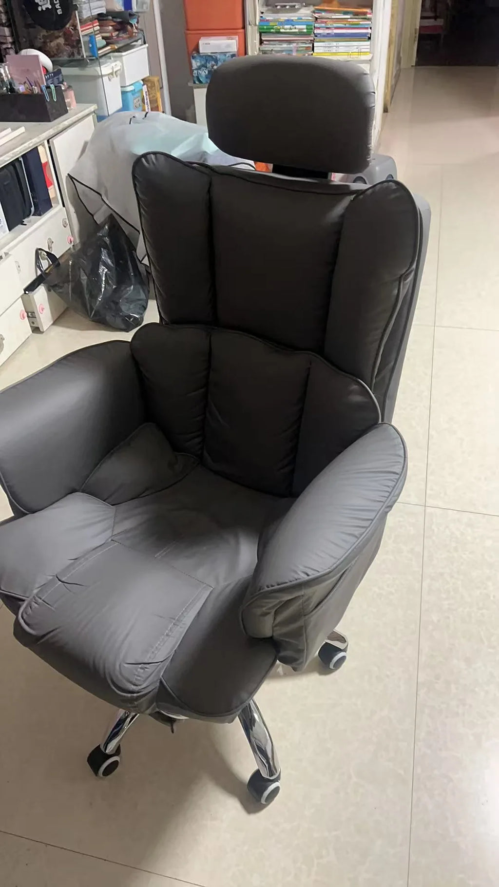 Zero-Gravity Latex Gaming Chair